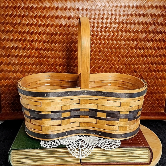 👉*VINTAGE* BRADFORD 1997 "PEANUT" SHAPED BASKET ~MADE IN USA - Picture 10 of 10